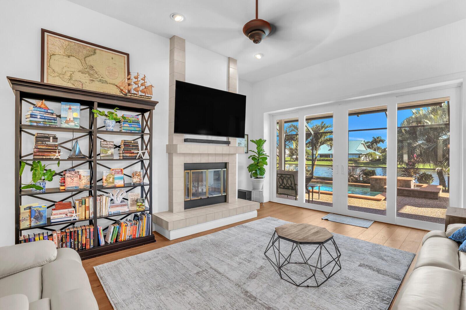 MARINA BAY - Residential Lease