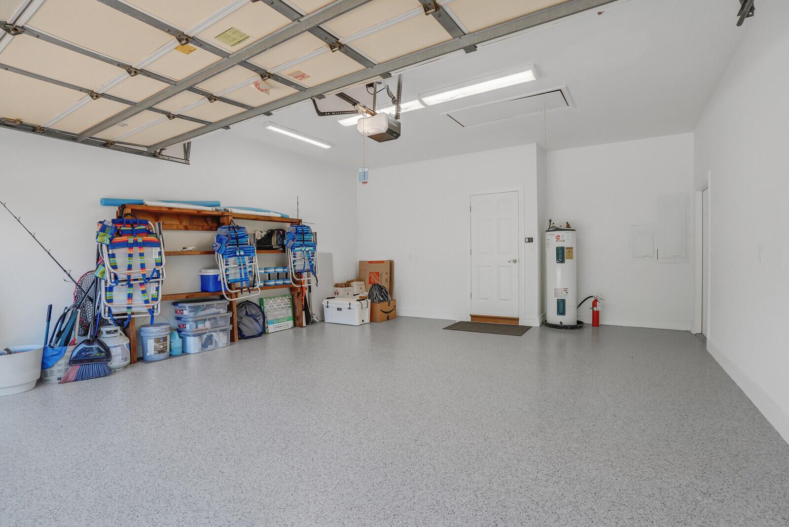 MARINA BAY - Residential Lease