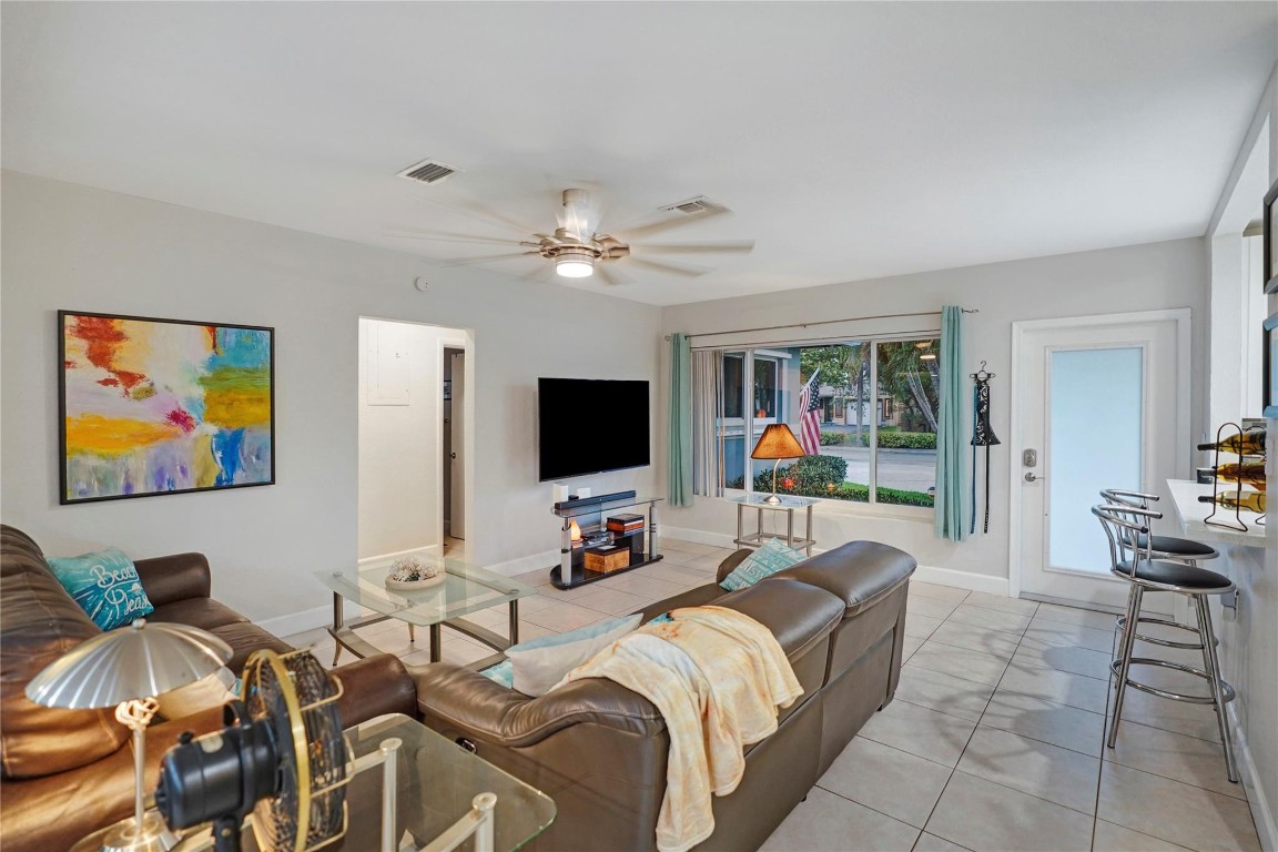 Flora Gardens 32-15 B - Residential