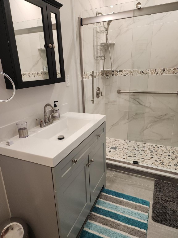 Flora Gardens 32-15 B - Residential