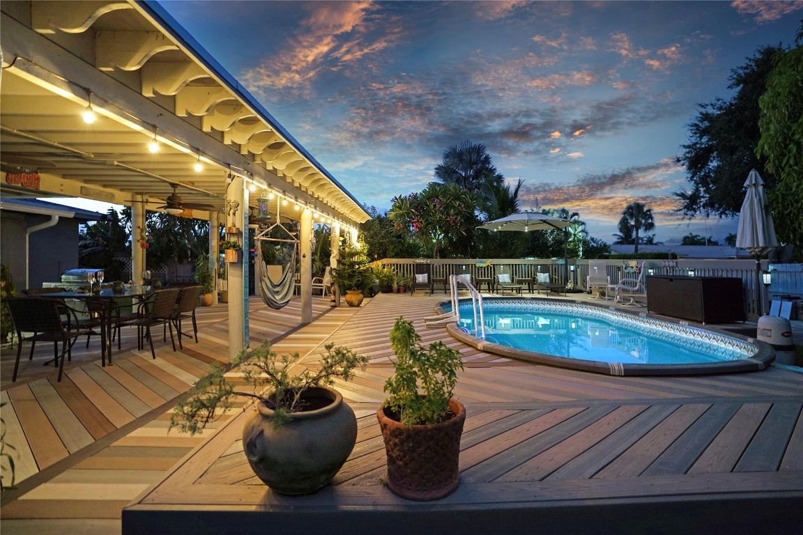 Flora Gardens 32-15 B - Residential