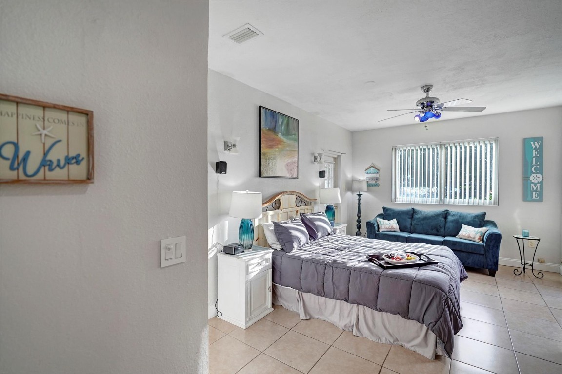 Flora Gardens 32-15 B - Residential