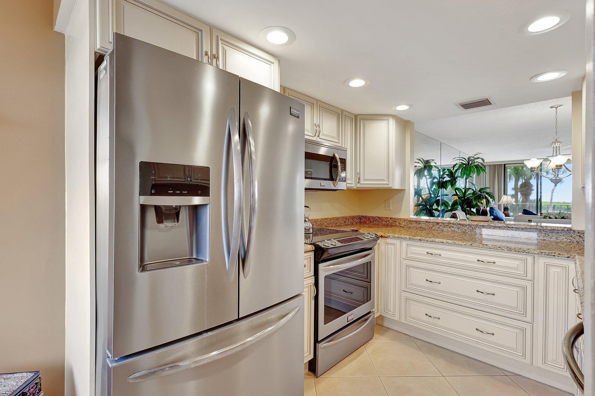 BRYN MAWR OCEAN TOWERS, A - Residential