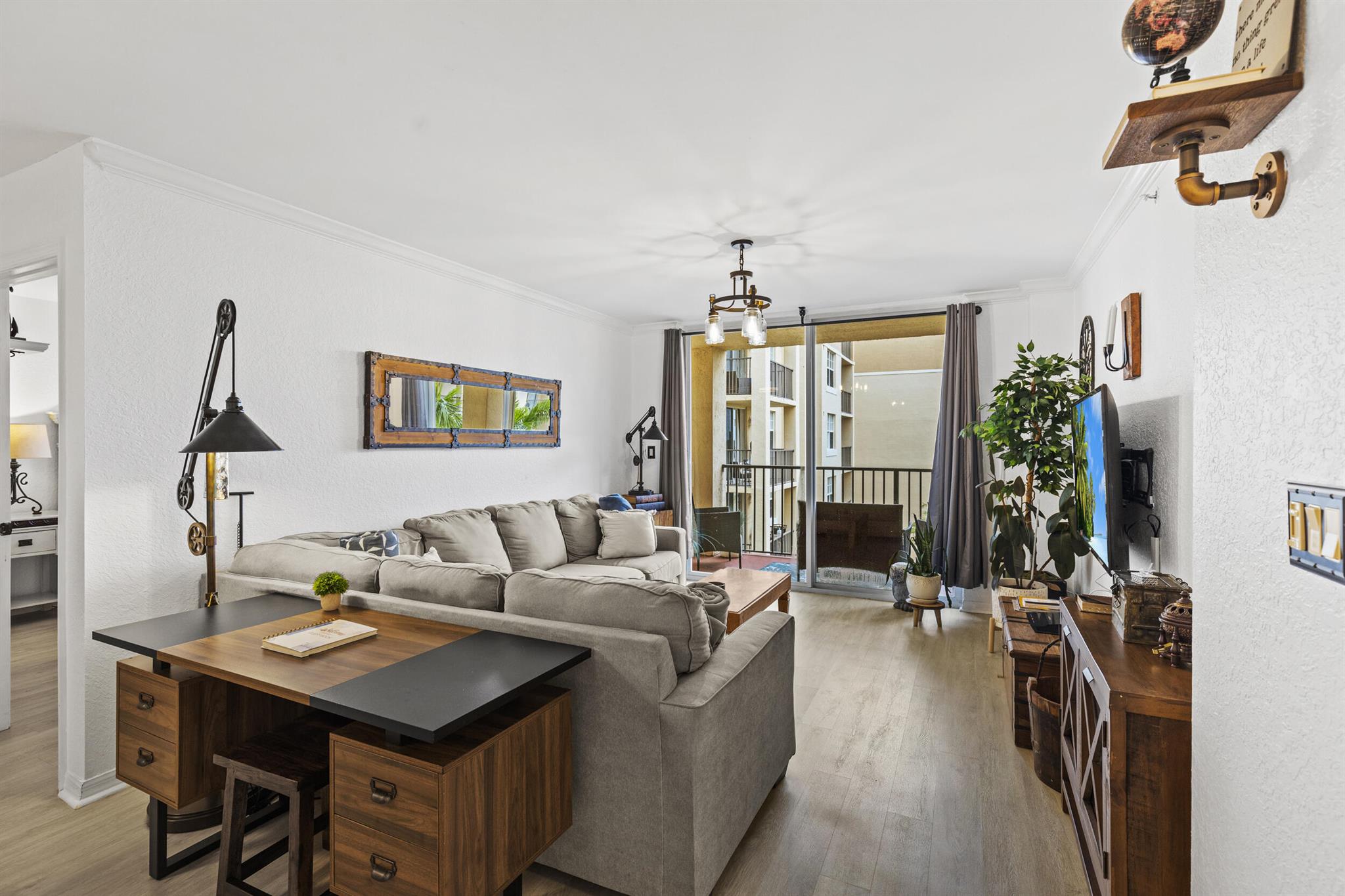 FLAGLER POINTE CONDO - Residential