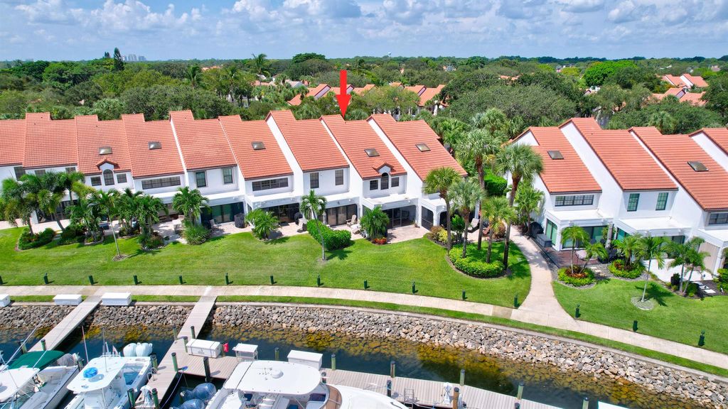 Photo of 2299 Treasure Isle Drive #57, Palm Beach Gardens, FL 33410 (MLS # R11124160)