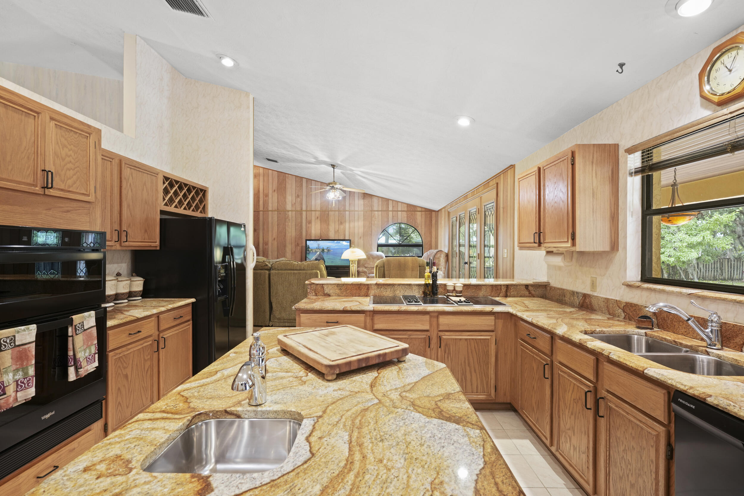 CARDINAL GLEN - Residential