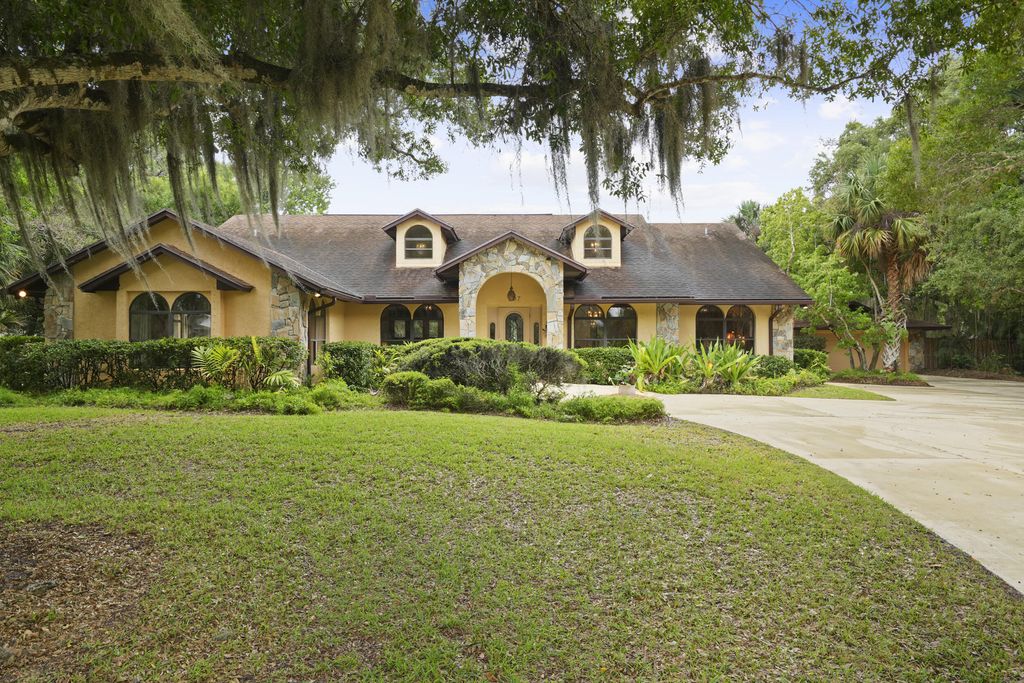 Photo of 197 Tumblin Kling Road, Fort Pierce, FL 34982 (MLS # B26016358)
