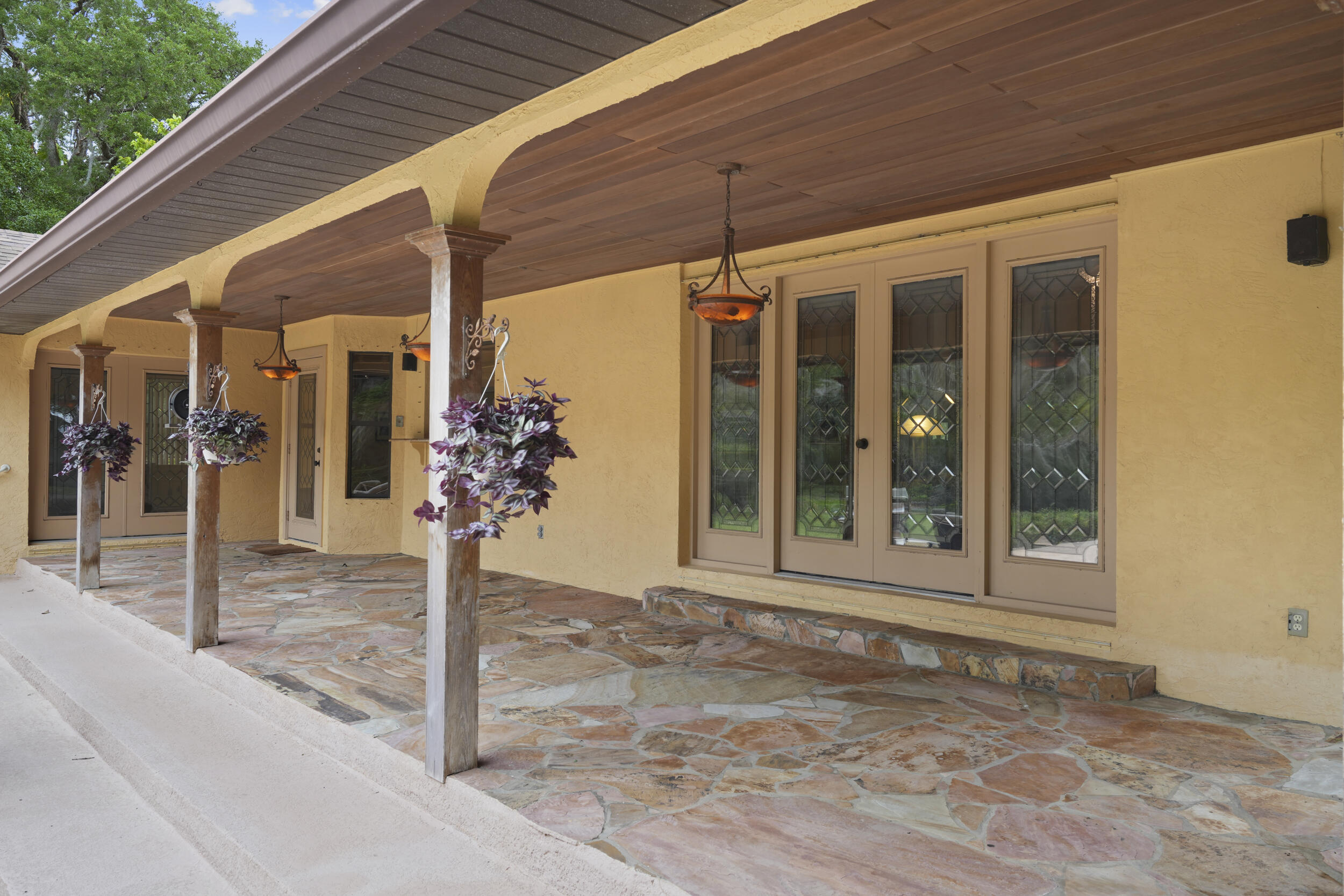 CARDINAL GLEN - Residential