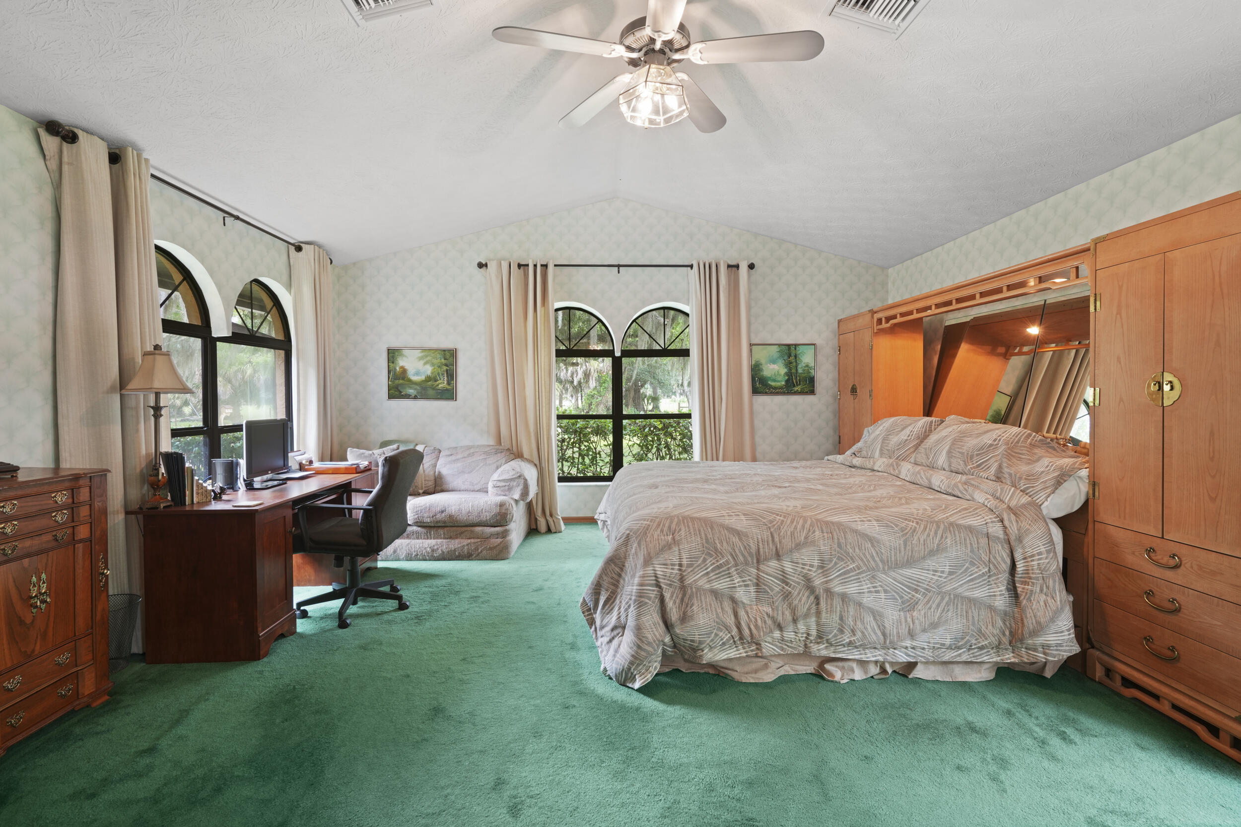 CARDINAL GLEN - Residential