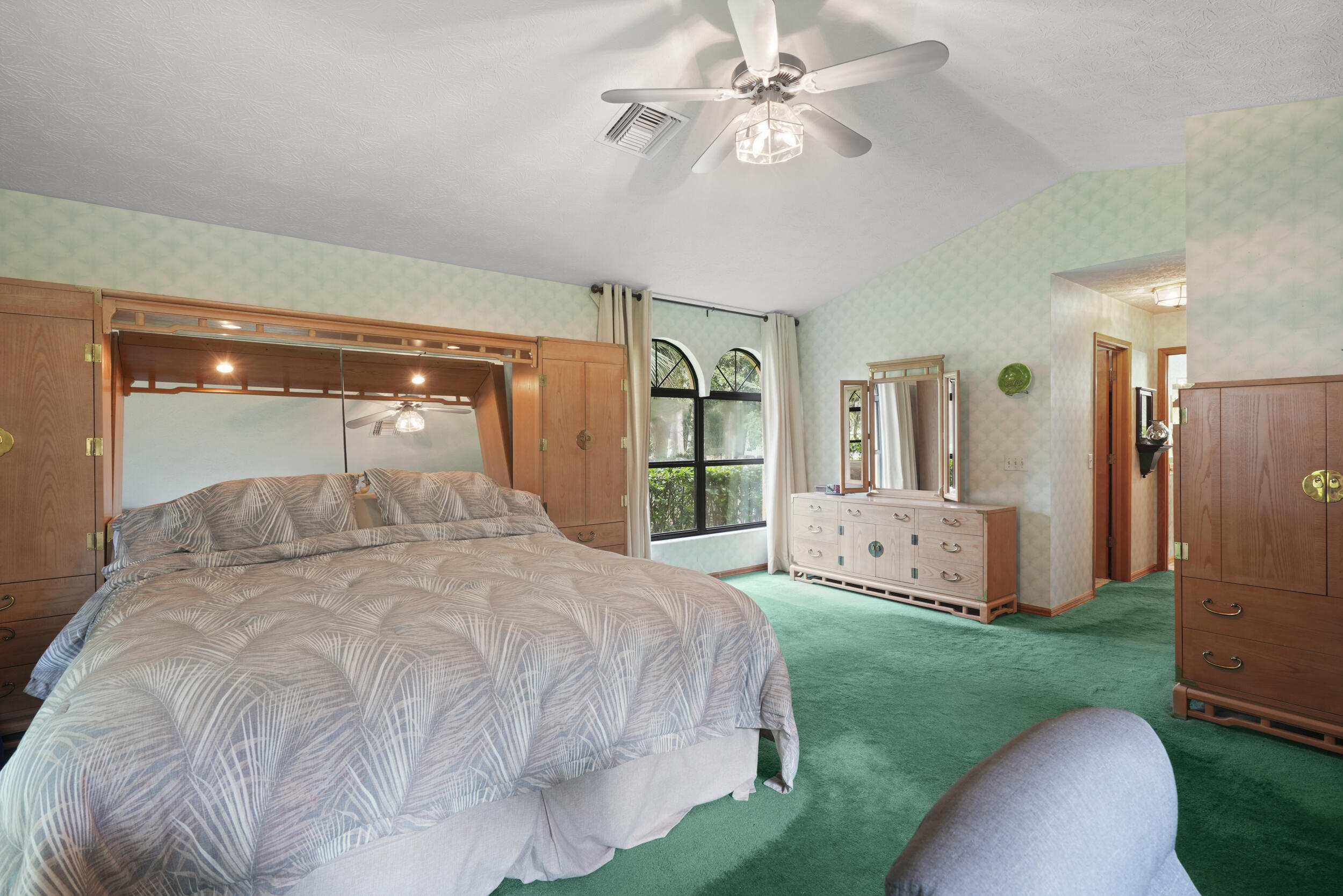 CARDINAL GLEN - Residential