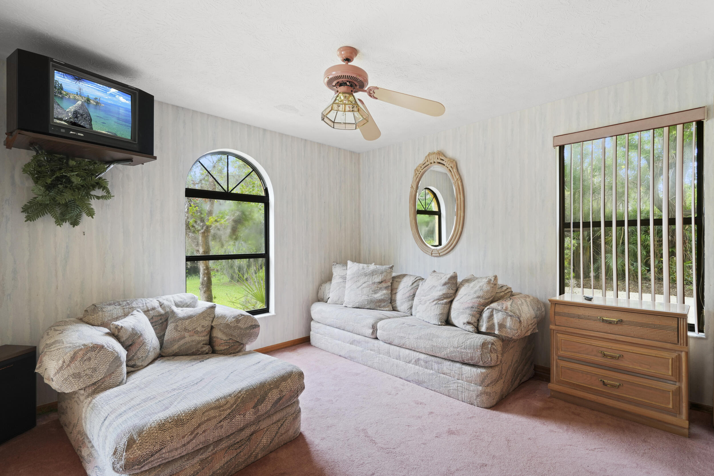 CARDINAL GLEN - Residential