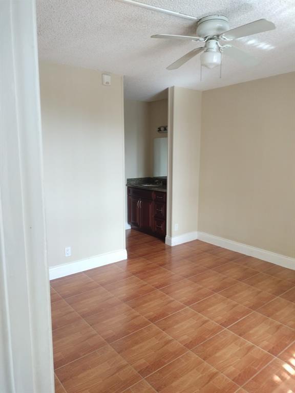 Lakes Of Jacaranda Condo - Residential Lease