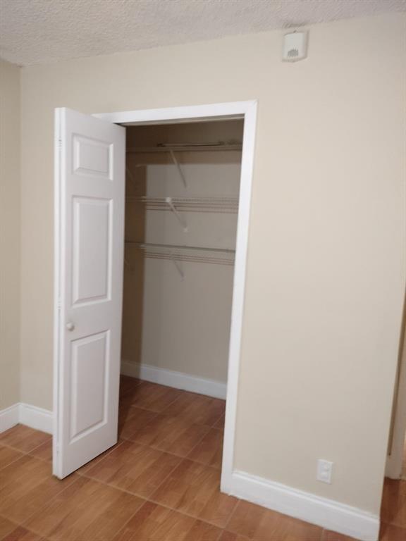 Lakes Of Jacaranda Condo - Residential Lease