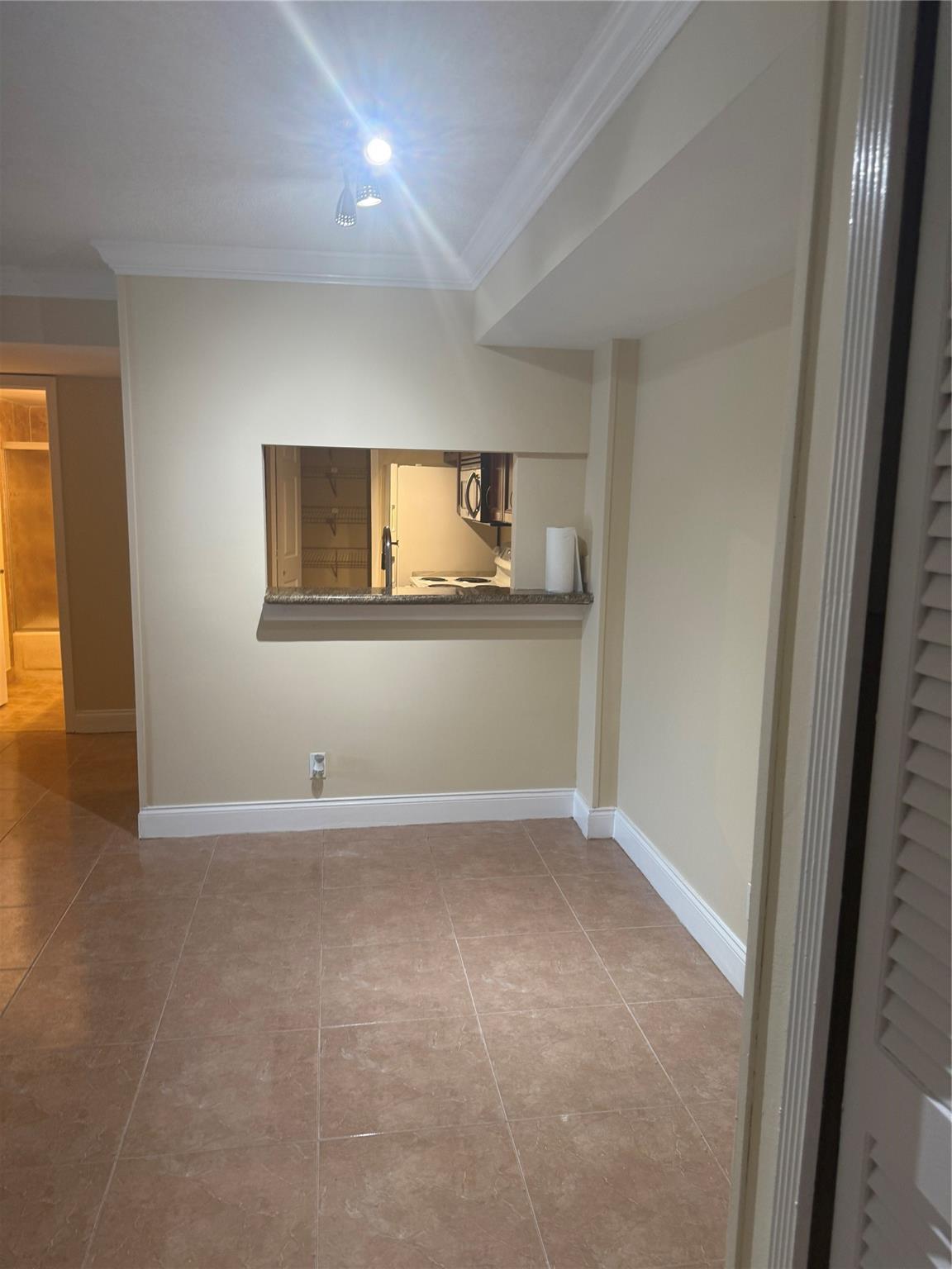 Lakes Of Jacaranda Condo - Residential Lease