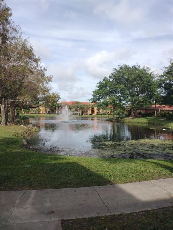 Lakes Of Jacaranda Condo - Residential Lease