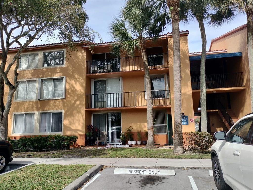 Photo of 10781 Cleary Boulevard #207, Plantation, FL 33324 (MLS # F10525611)
