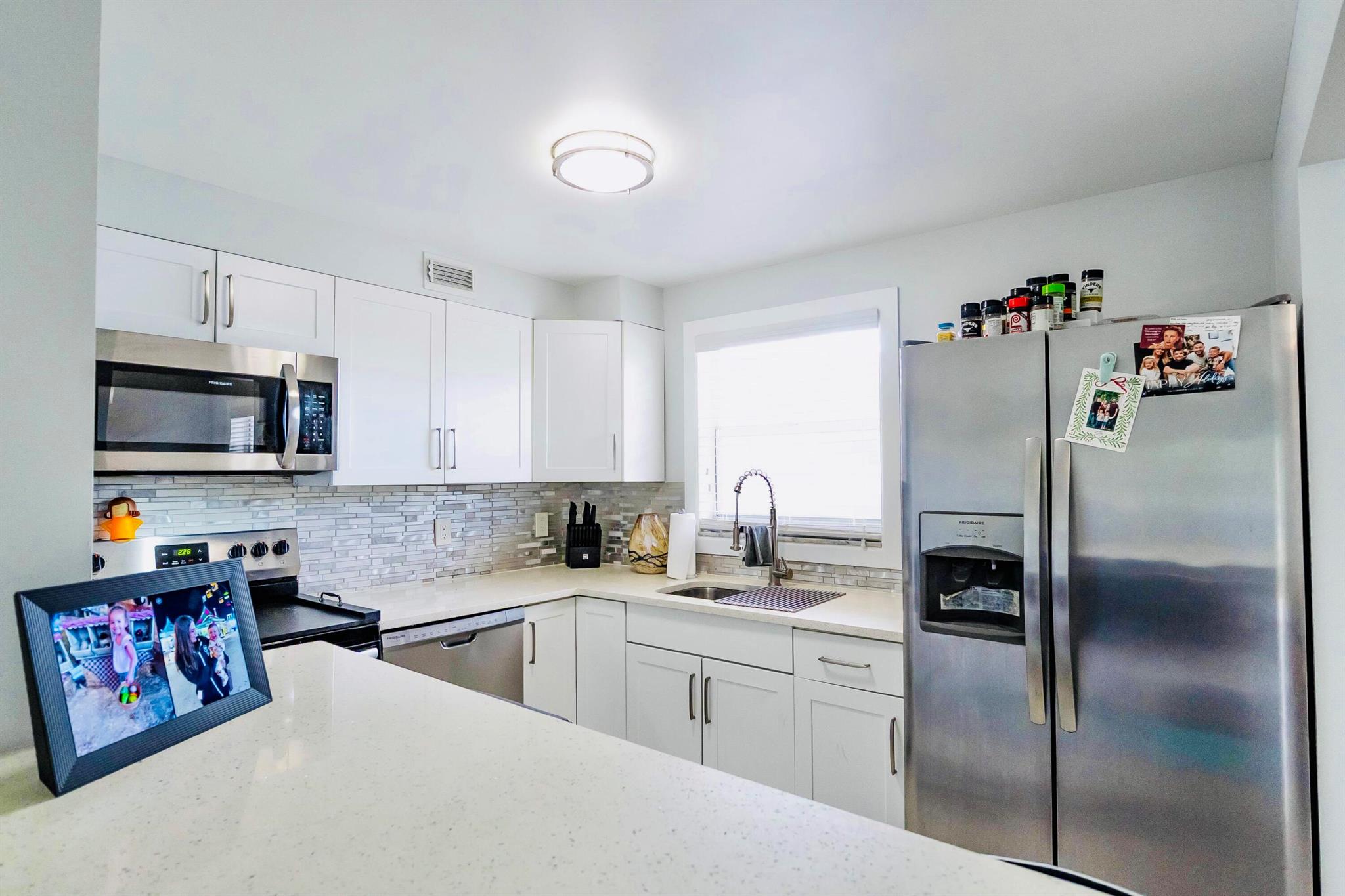 LAKESIDE VILLAGE CONDO 10 - Residential