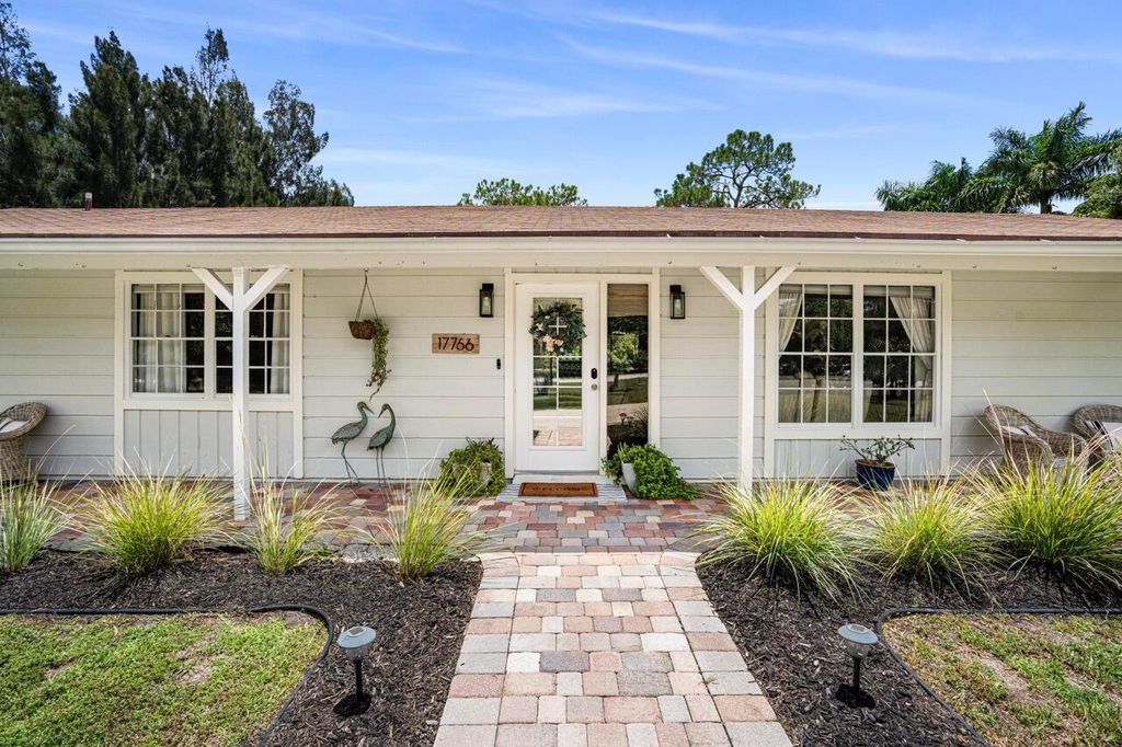 Photo of 17766 Winterhawk Trail, Jupiter, FL 33478 (MLS # R10999618)