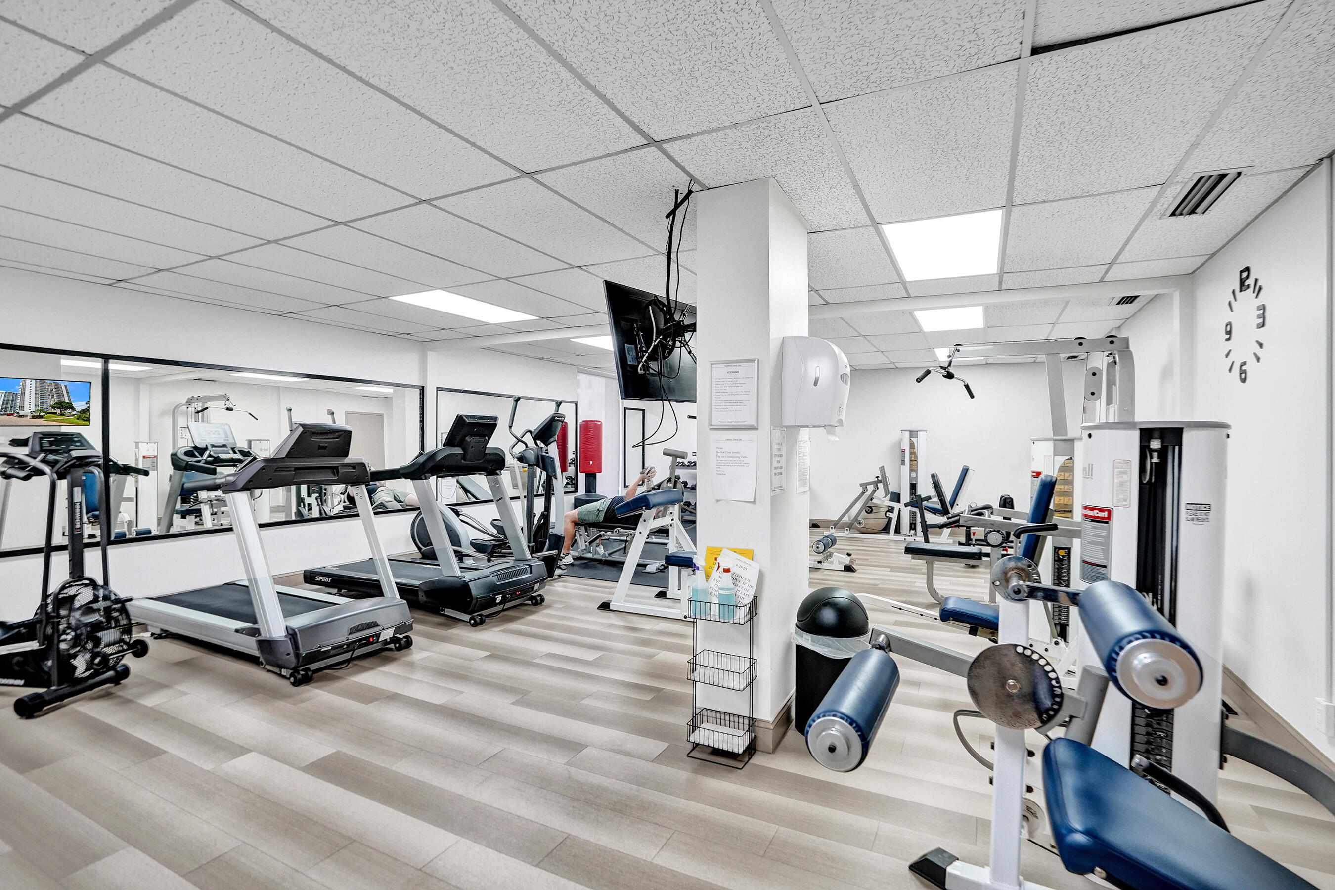 EMBASSY TOWER INC CONDO - Residential