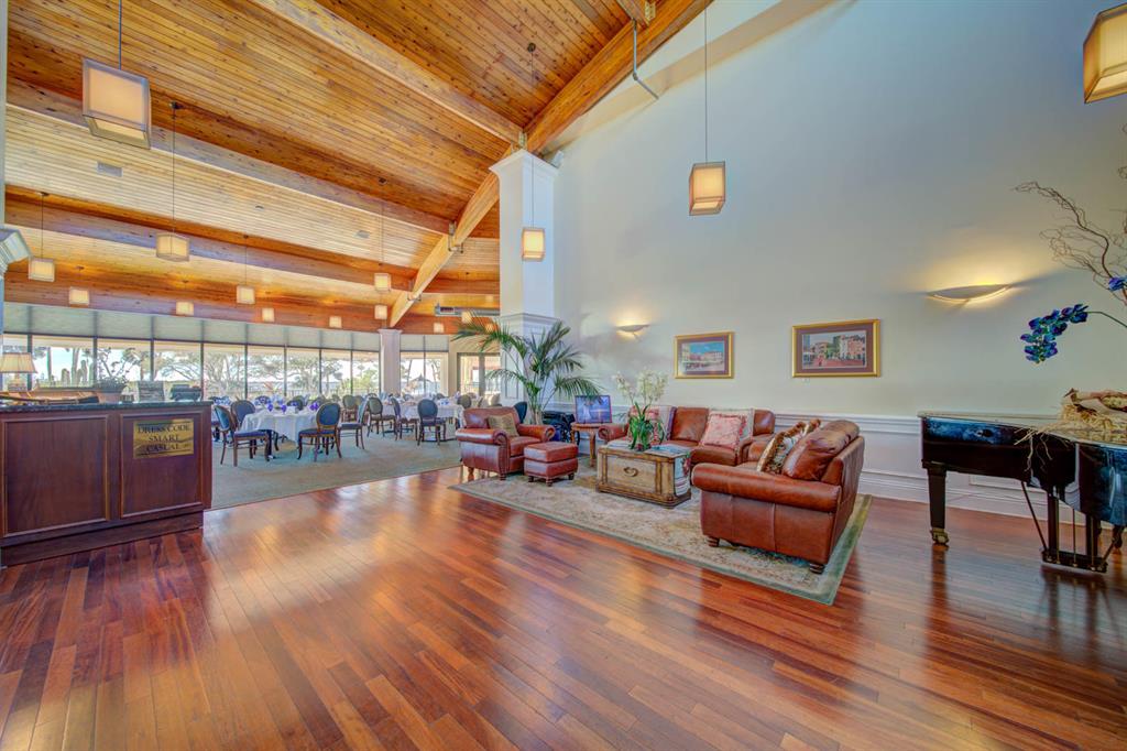 ADMIRAL - Residential