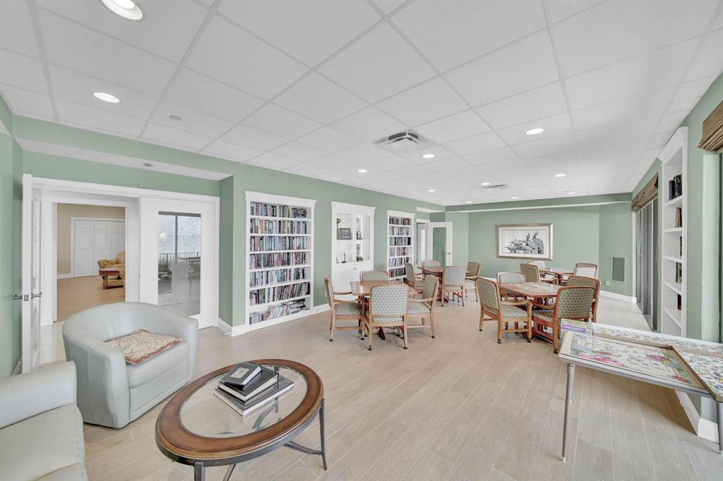 ADMIRAL - Residential