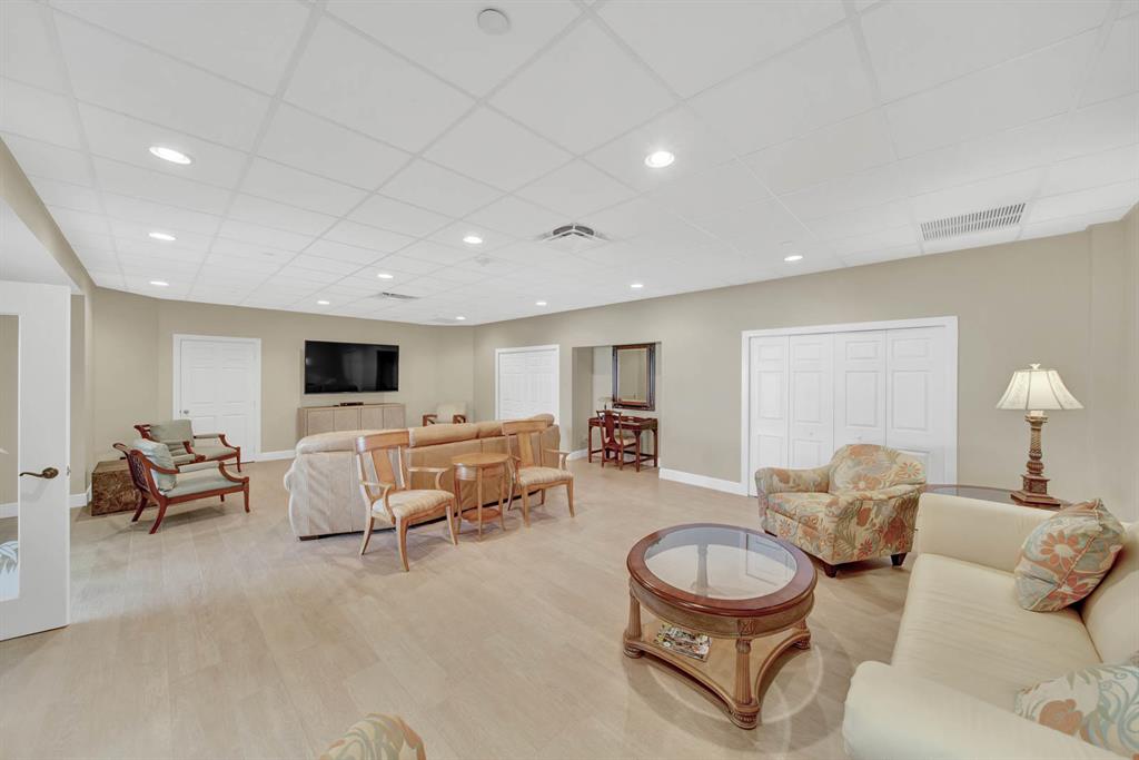 ADMIRAL - Residential