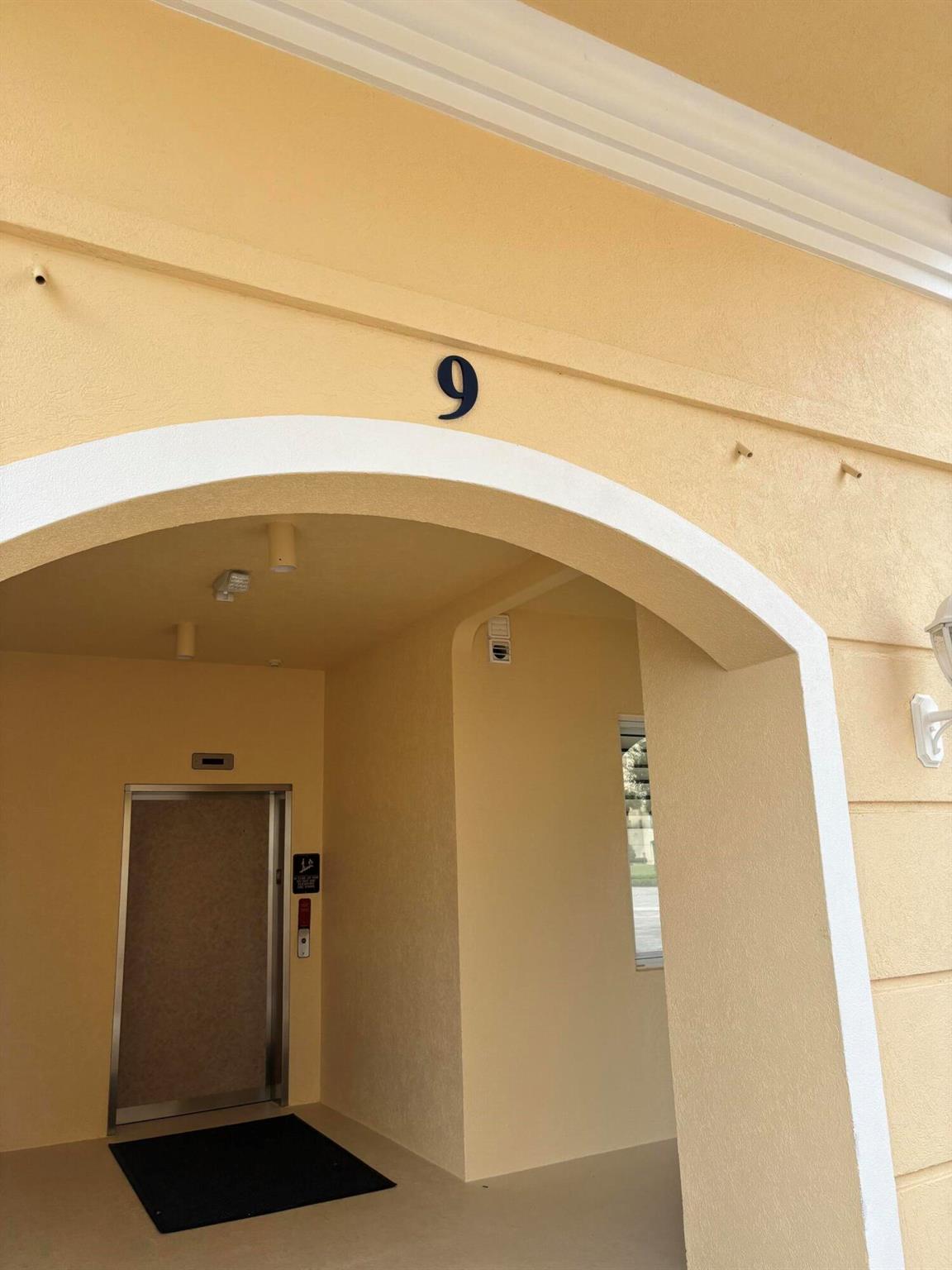 Harbour Isle East - Residential Lease