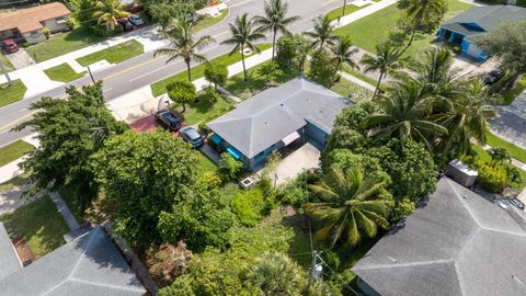 212 SW 10th Street Delray Beach FL 33444