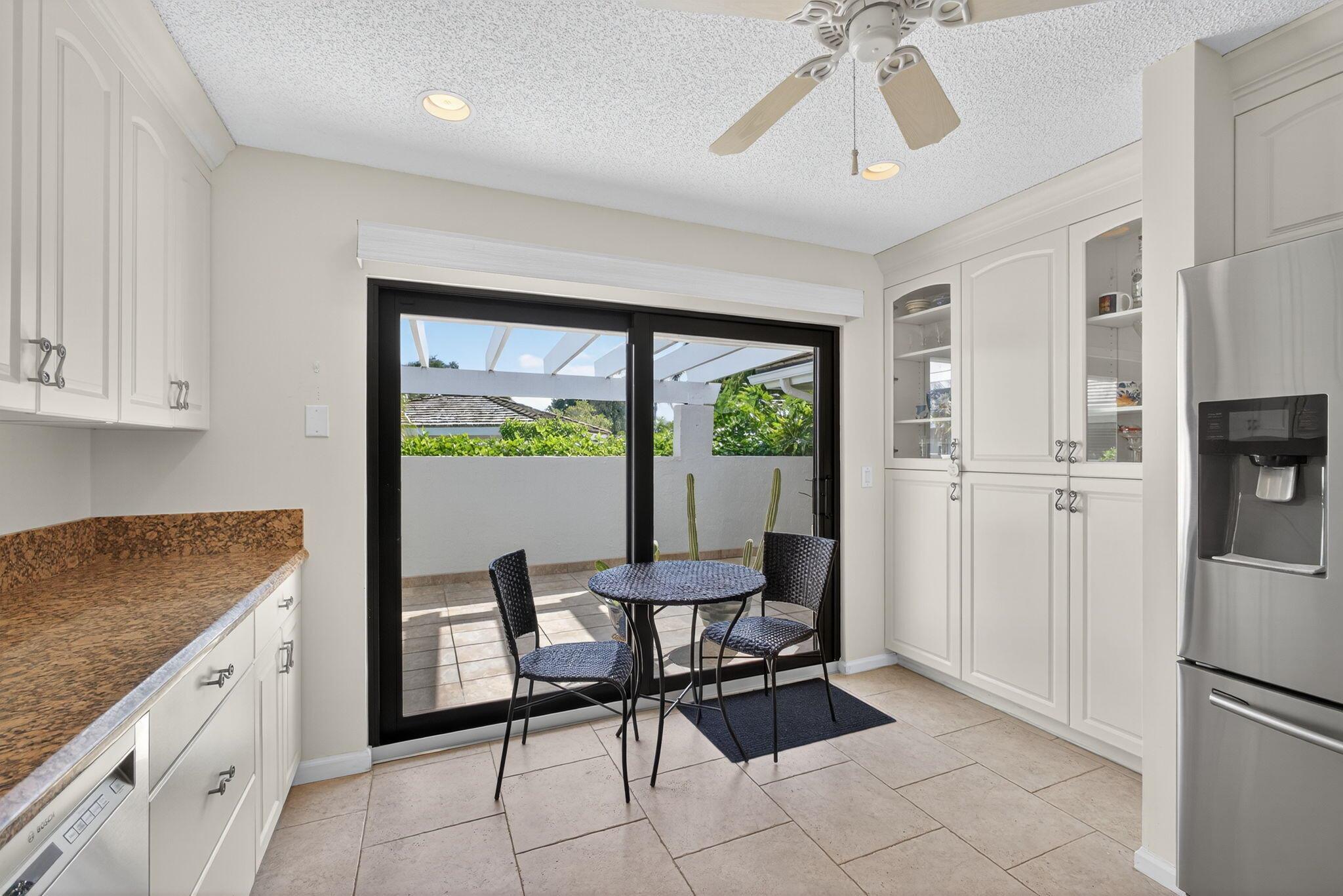 WINDWARD AT JONATHANS LAN - Residential