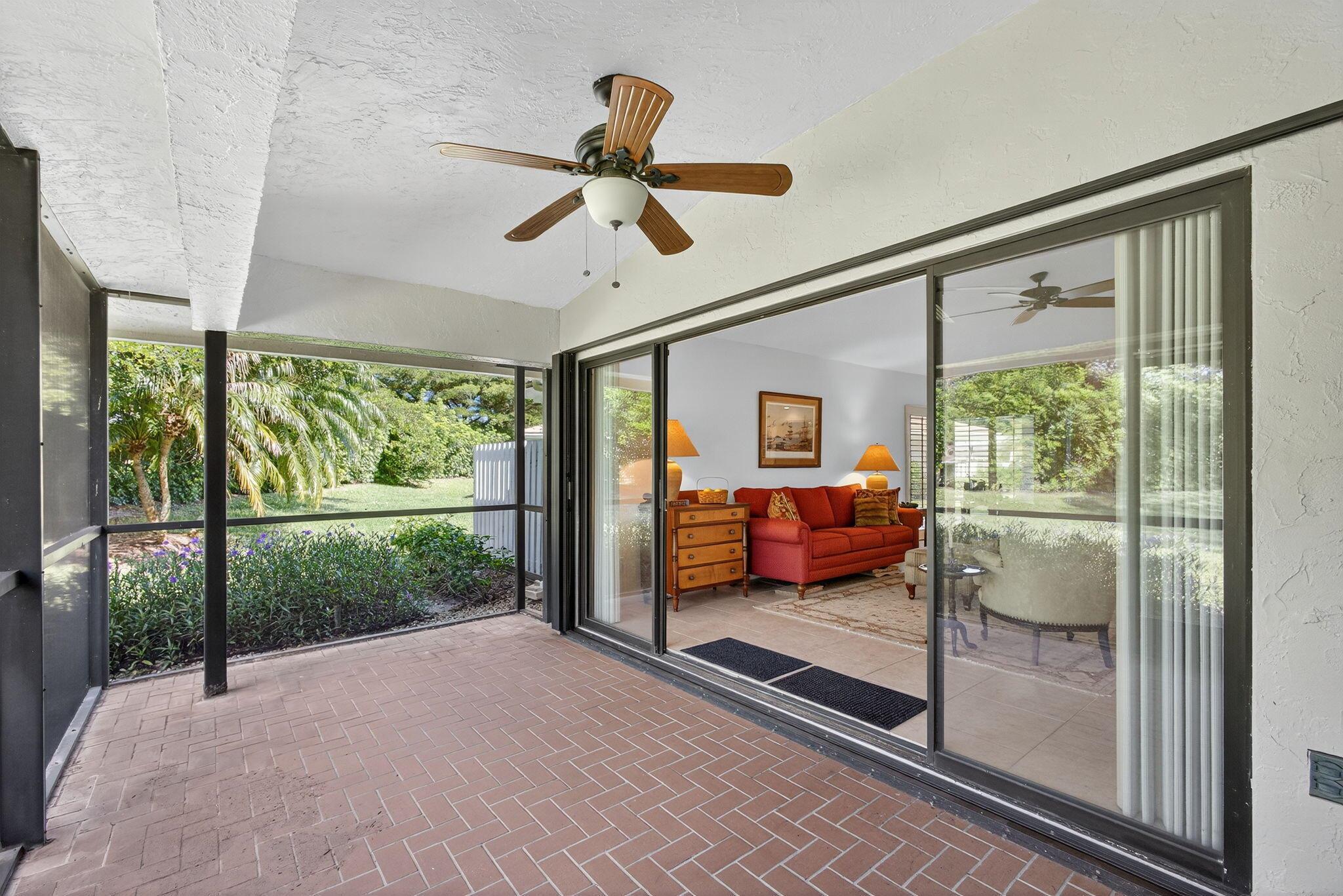 WINDWARD AT JONATHANS LAN - Residential