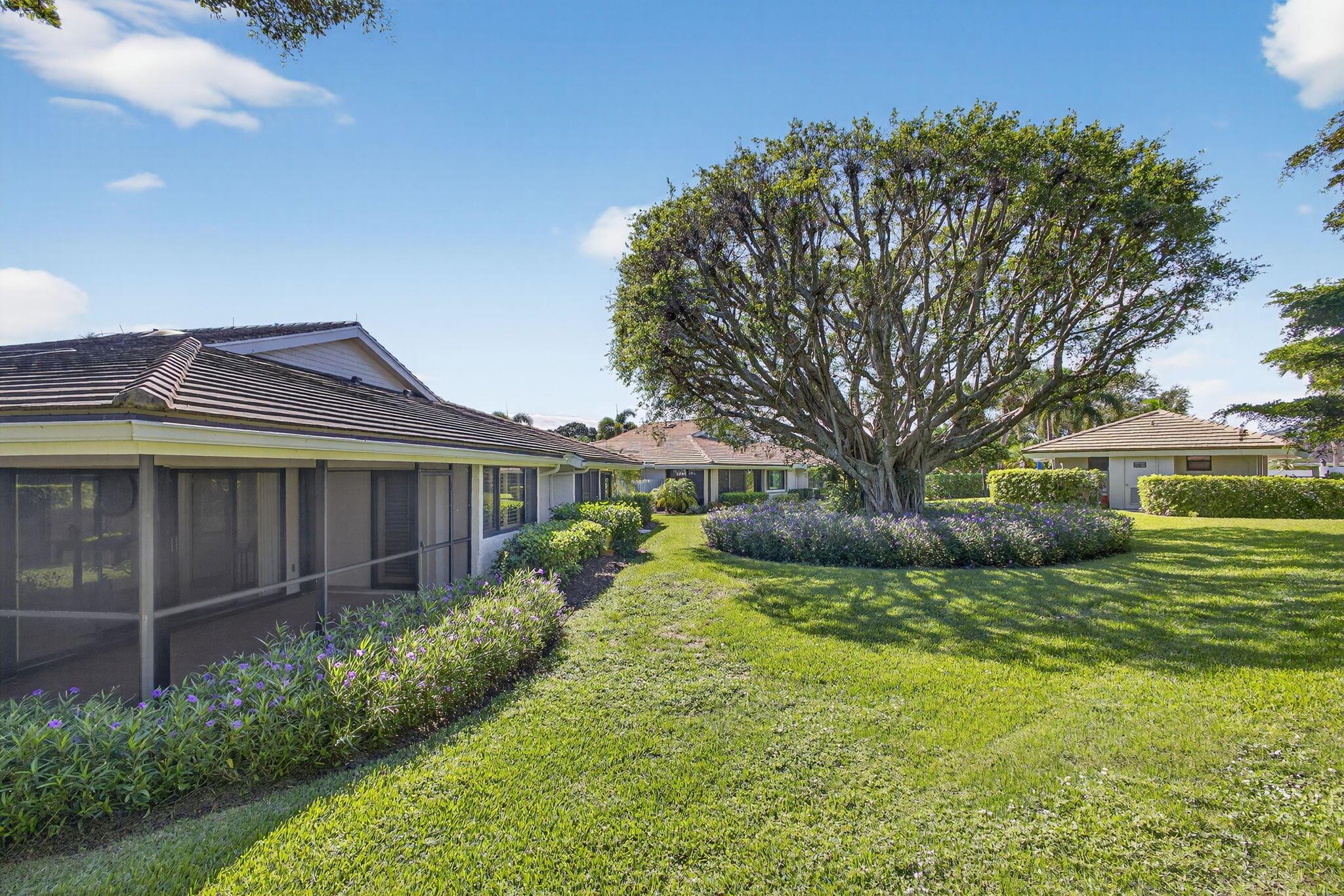 WINDWARD AT JONATHANS LAN - Residential