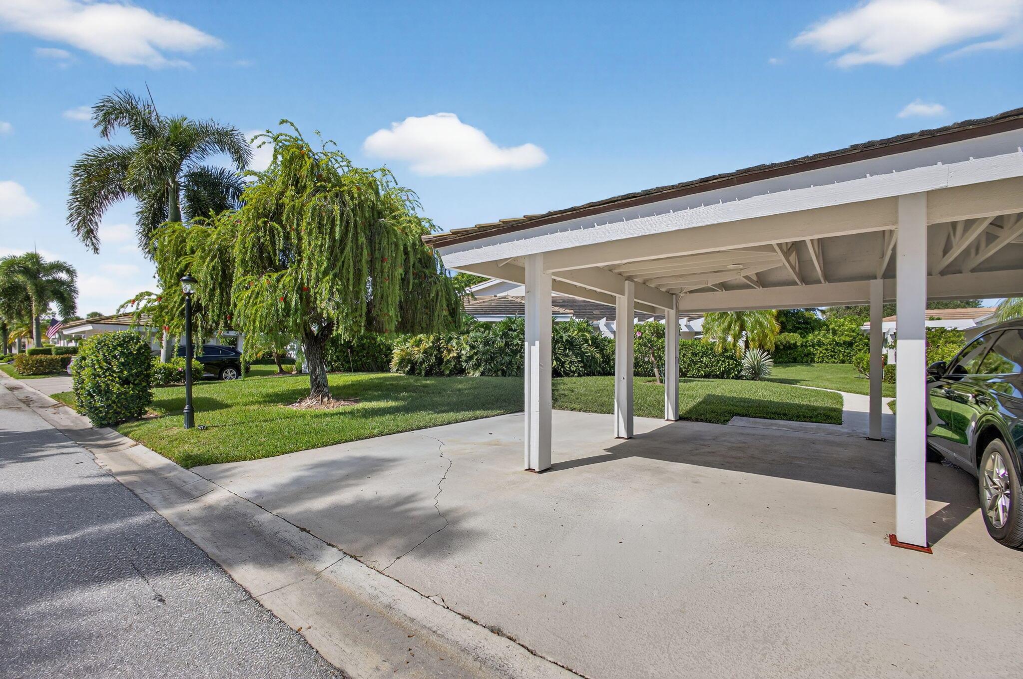 WINDWARD AT JONATHANS LAN - Residential