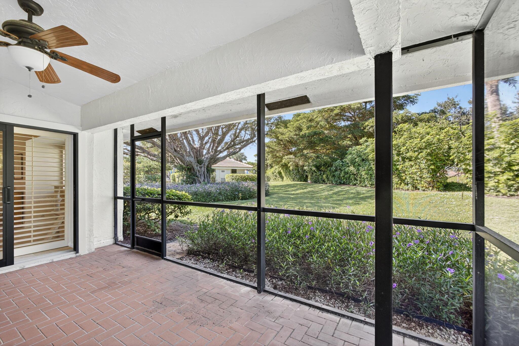 WINDWARD AT JONATHANS LAN - Residential