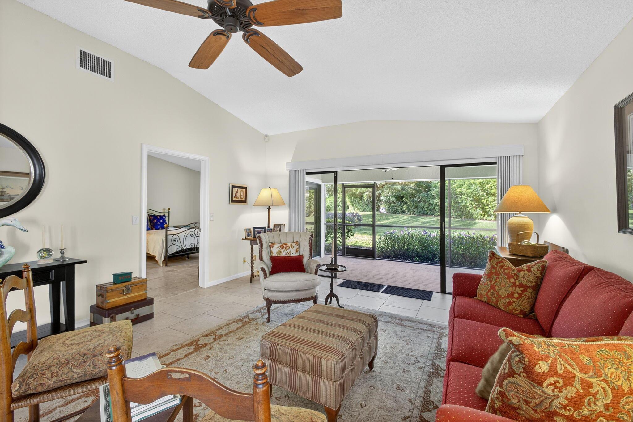 WINDWARD AT JONATHANS LAN - Residential