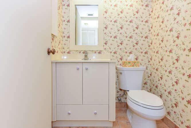 SEA RISE CONDO - Residential