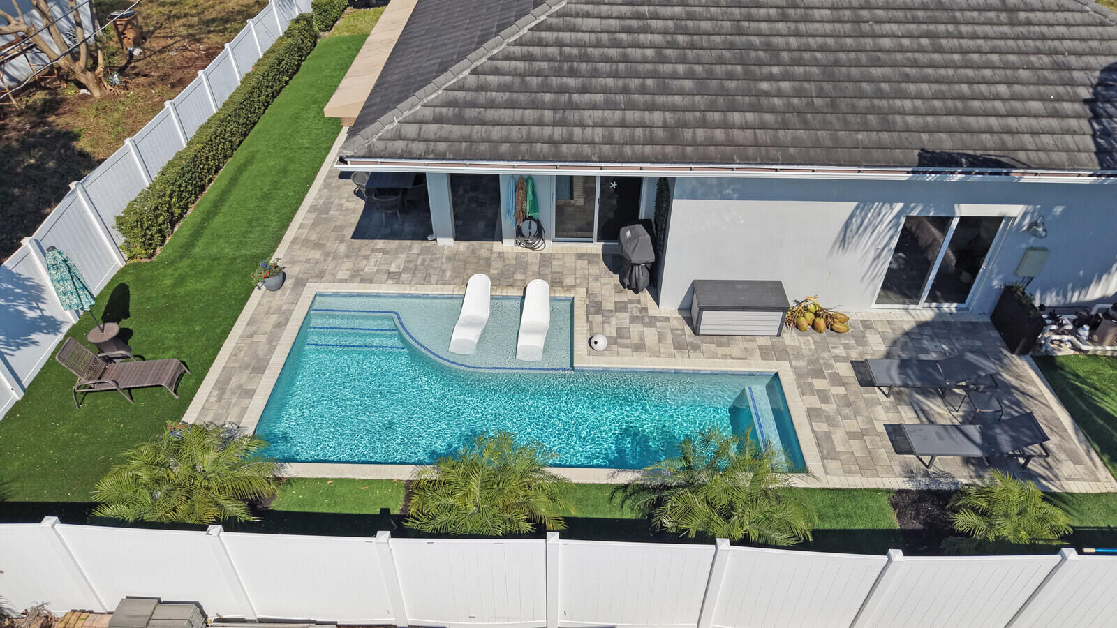 COVE 3RD SEC - Residential