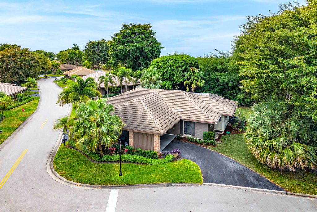 Photo of 609 Cypress Key Drive, Atlantis, FL 33462 (MLS # R11159094)
