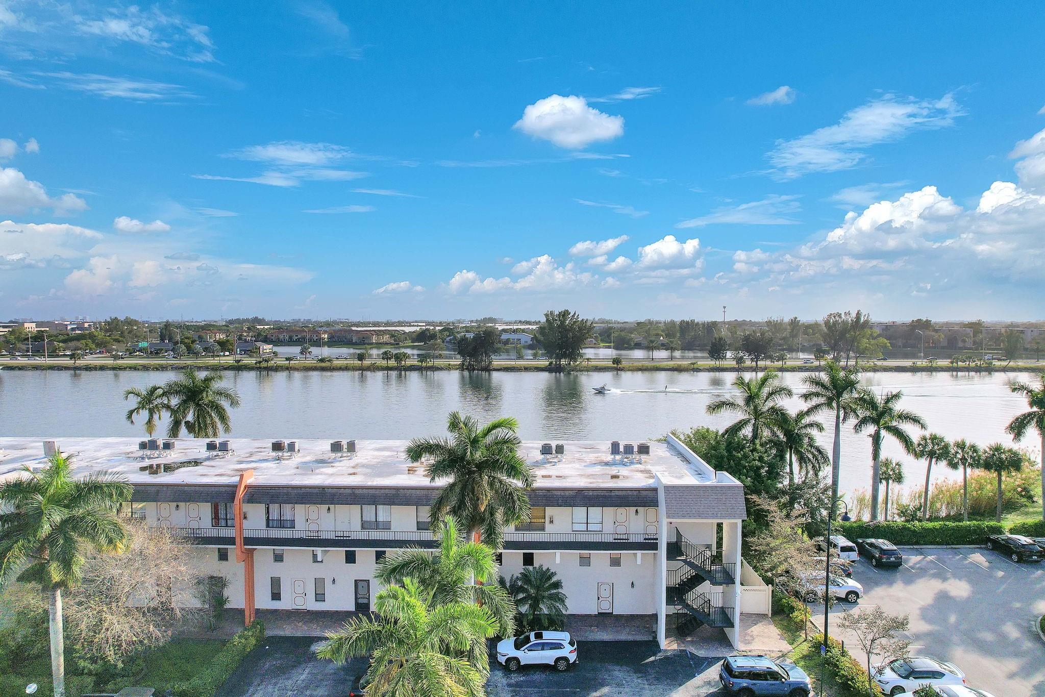 CLUB HOUSE COVE - Residential