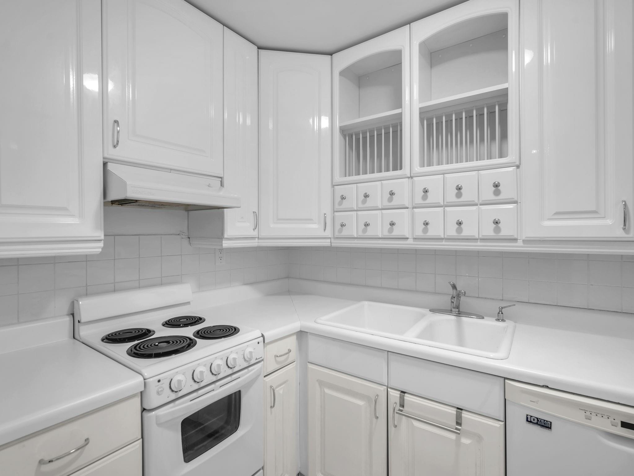 CLUB HOUSE COVE - Residential