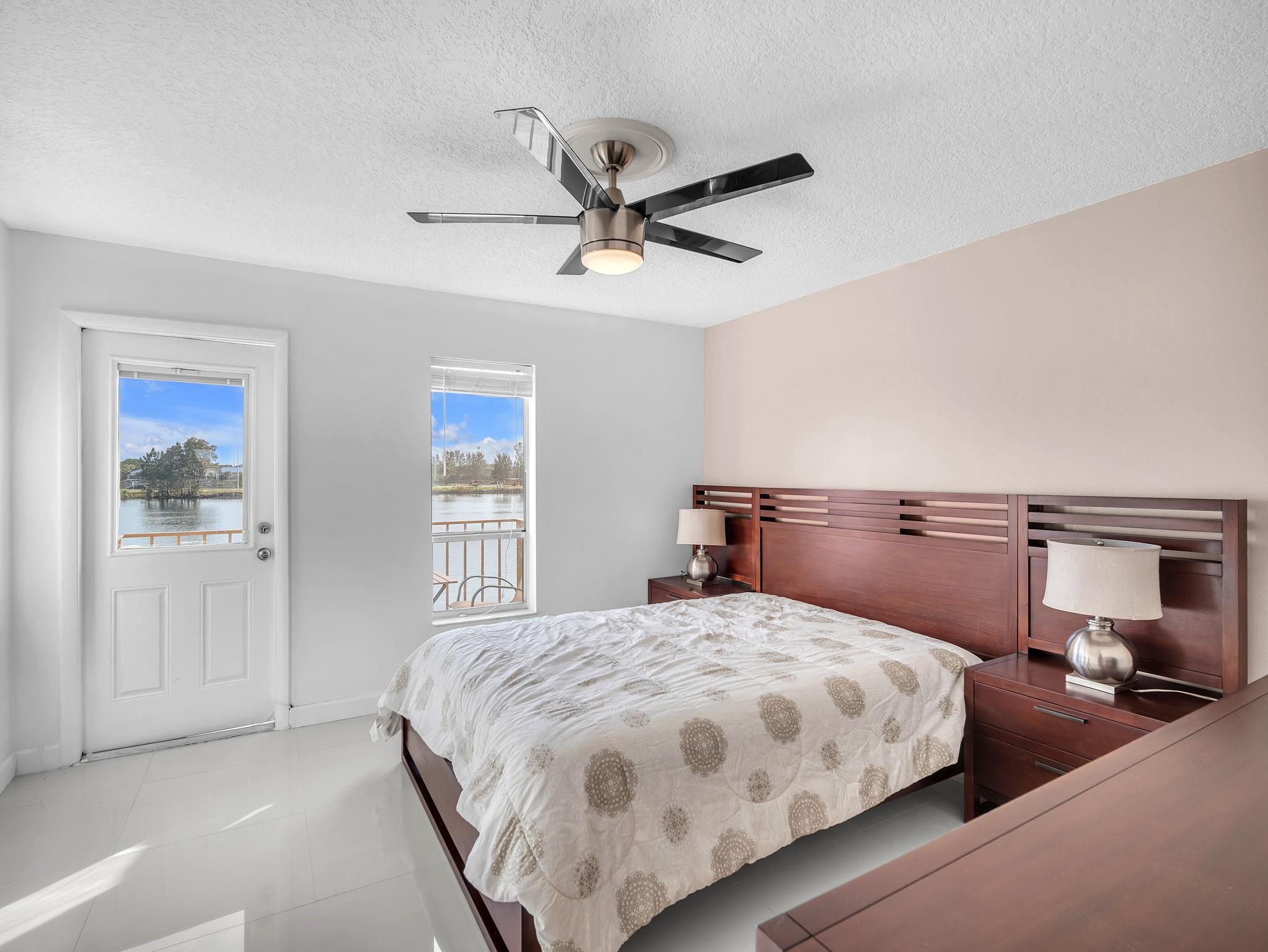 CLUB HOUSE COVE - Residential