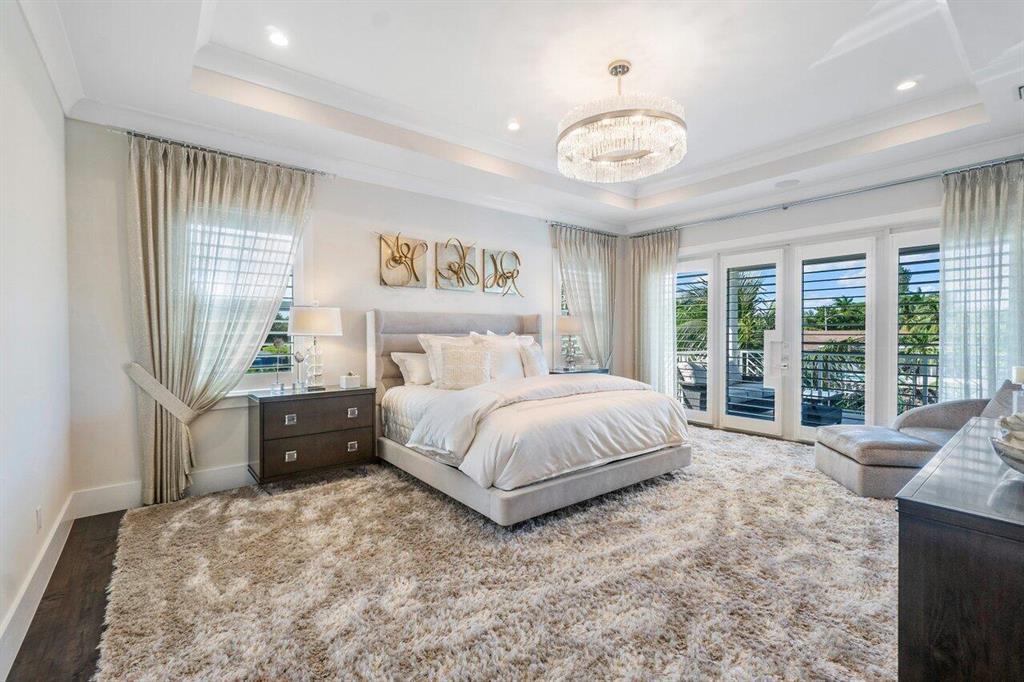 TROPIC ISLE - Residential