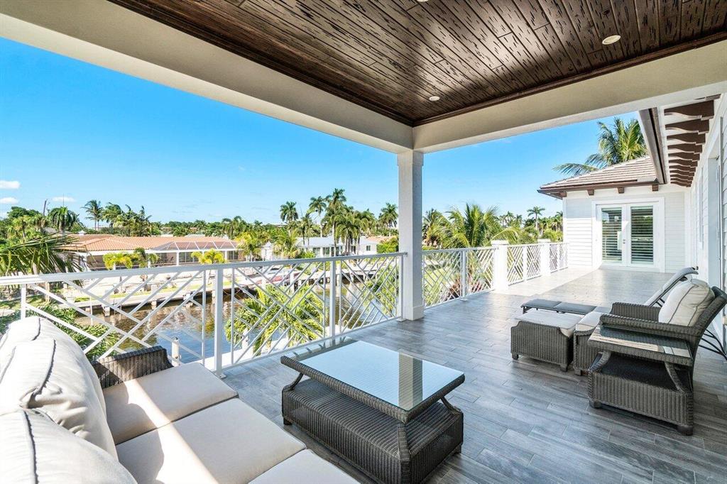 TROPIC ISLE - Residential