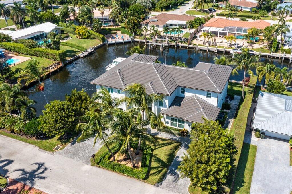 TROPIC ISLE - Residential