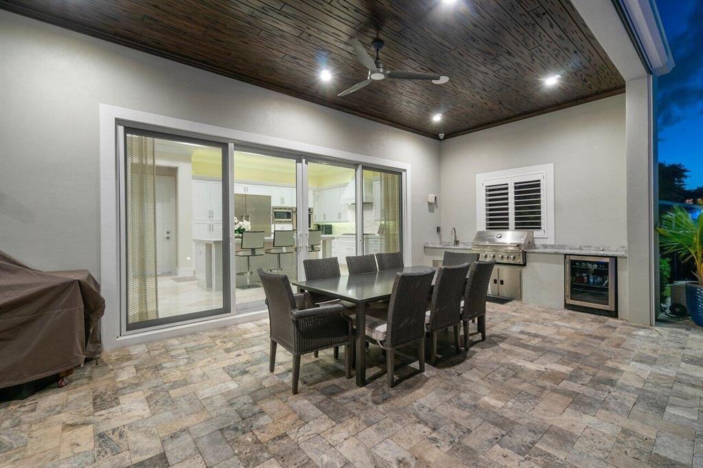 TROPIC ISLE - Residential