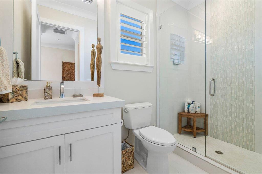 TROPIC ISLE - Residential