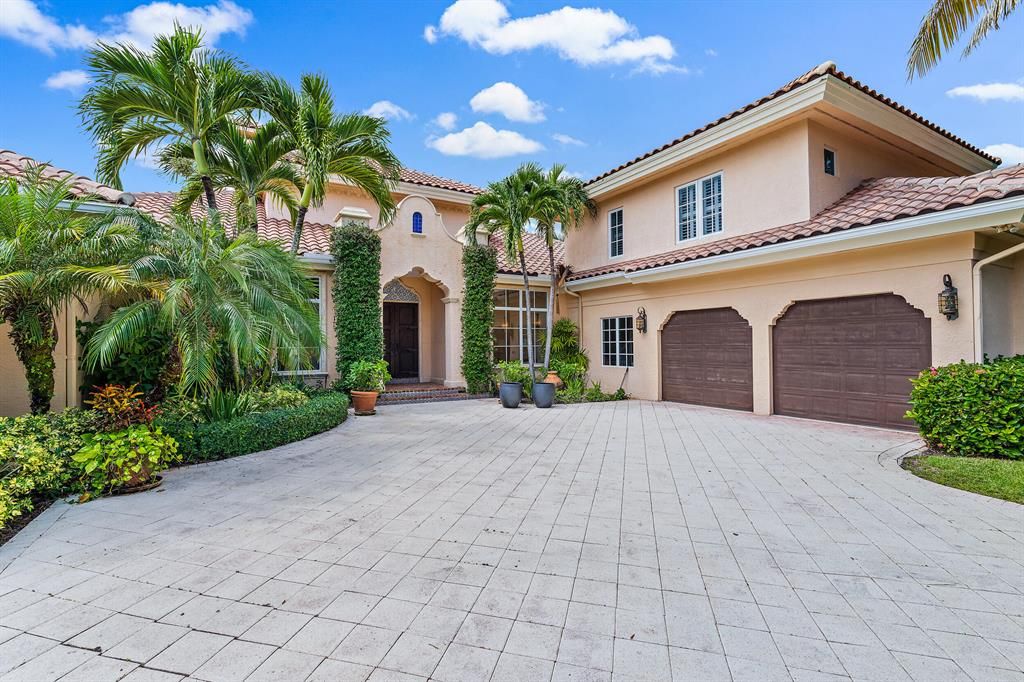 Photo of 118 Sota Drive, Jupiter, FL 33458 (MLS # R10748738)