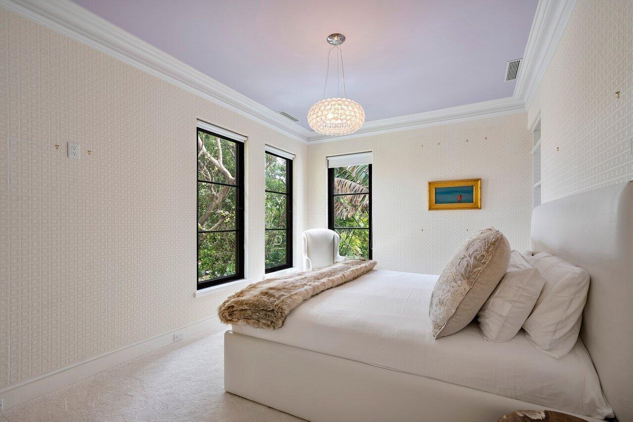 LAGOMAR PARK 2 - Residential Lease