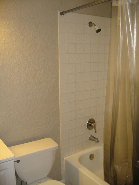 WATERCHASE WEST PL 1 - Residential Lease