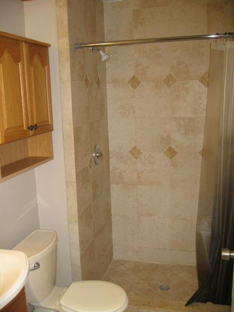 WATERCHASE WEST PL 1 - Residential Lease