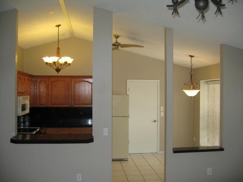 WATERCHASE WEST PL 1 - Residential Lease